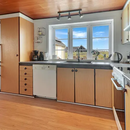 Nyrenoveret Kun 250 M Fra Vesterhavet Sj515 Сasa de vacaciones Harboør